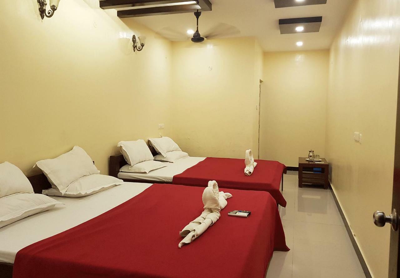 Krish Residency Hotel Мадурай Екстериор снимка