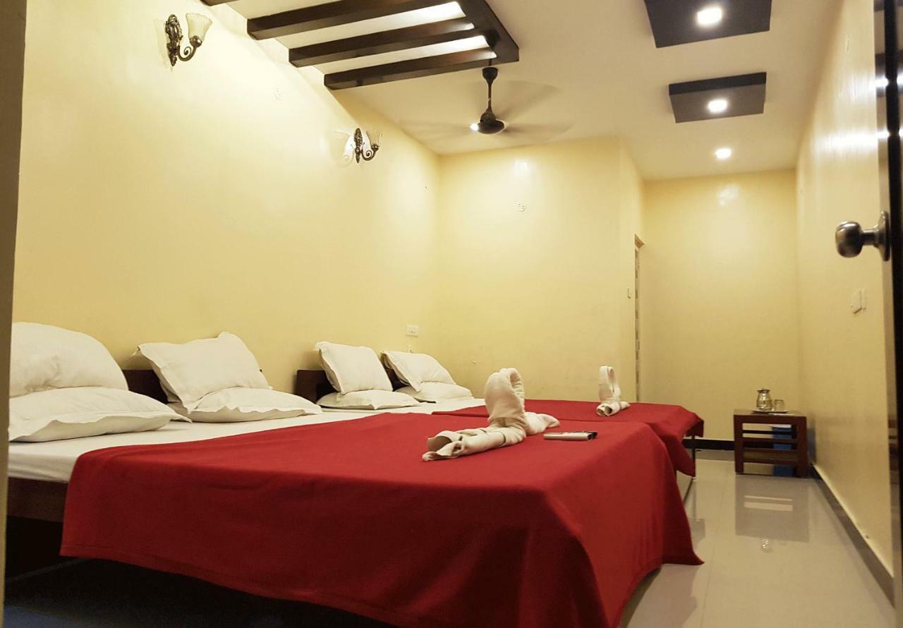 Krish Residency Hotel Мадурай Екстериор снимка