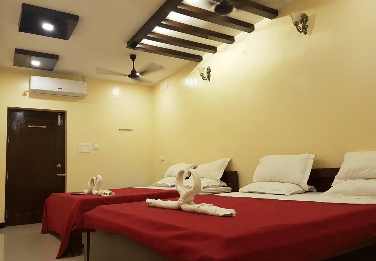 Krish Residency Hotel Мадурай Екстериор снимка