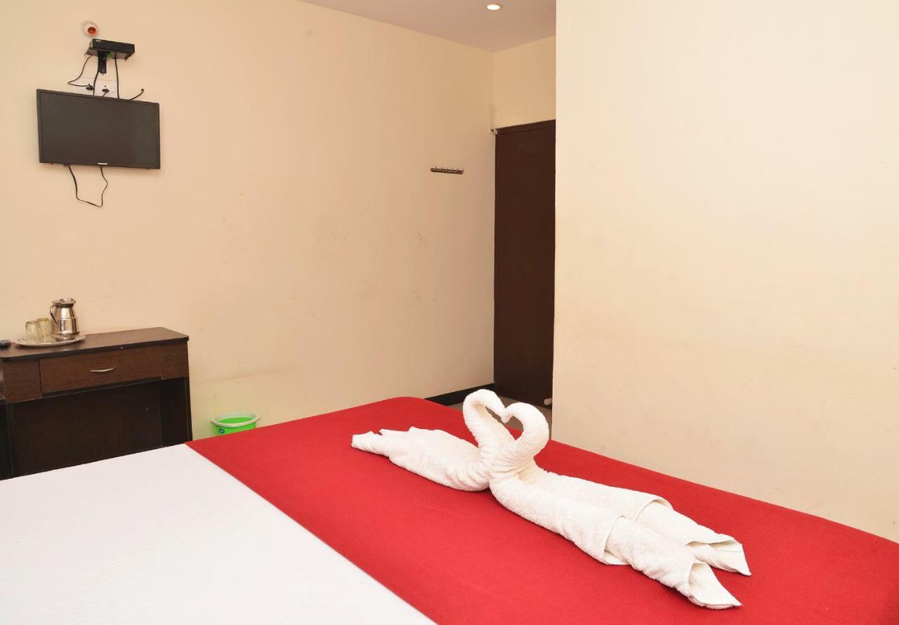 Krish Residency Hotel Мадурай Екстериор снимка
