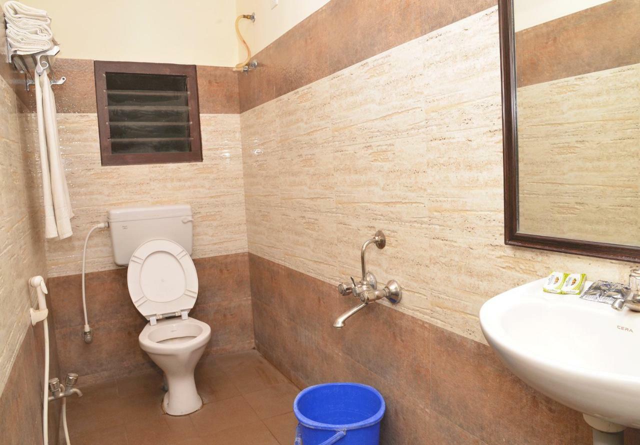 Krish Residency Hotel Мадурай Екстериор снимка