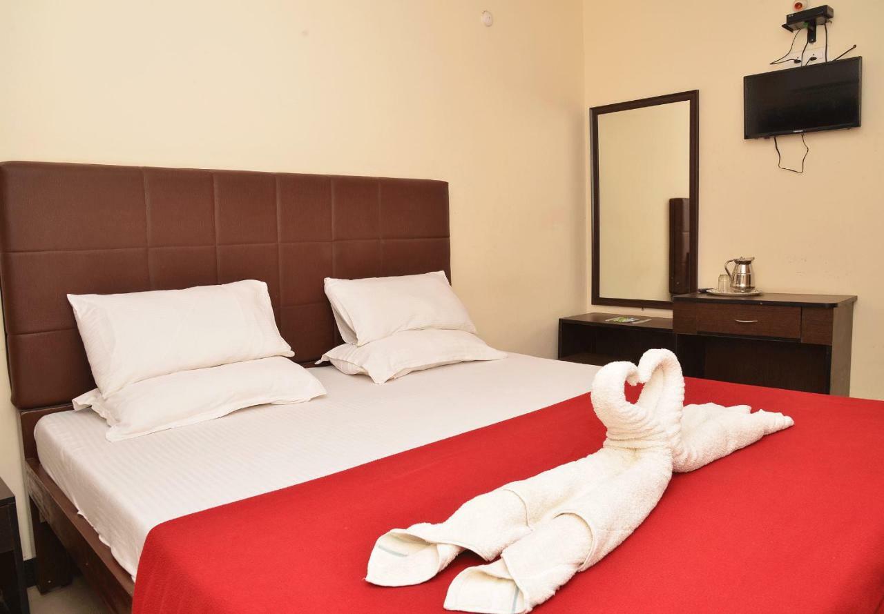 Krish Residency Hotel Мадурай Екстериор снимка